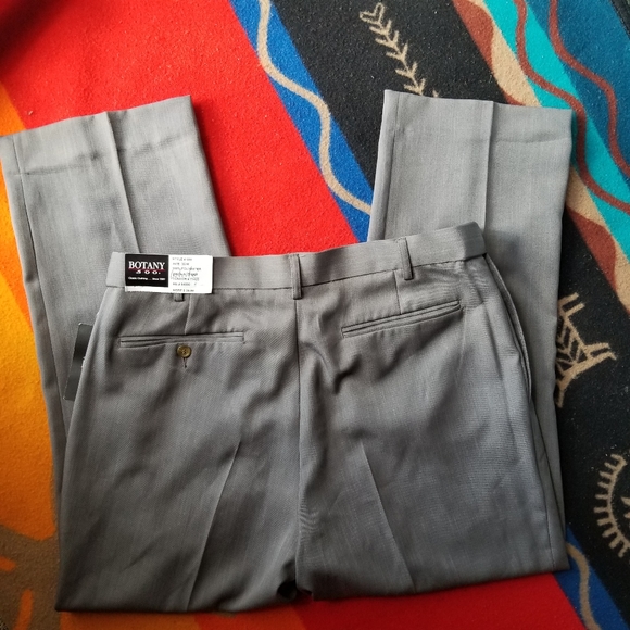 Botany 500 Gray Slacks - Picture 2 of 8